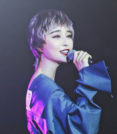 ��������ɫ�̷�������˧������ ����������̷������̵�