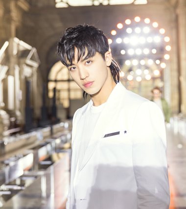 ��κ�����պ���������Ϊ������ ��κ��ƫ���Ķ̷����Ͷ�������