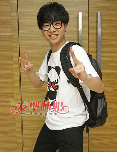 男生蘑菇头发型 与蘑菇头相似的男生发型名字加图片