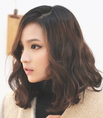 2015中长<em>bobo</em>头<em>发型</em> 比<em>BOBO发型</em>稍<em>长</em>一点的