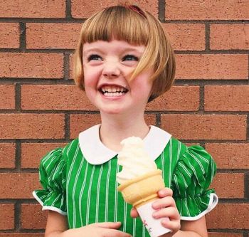 宝宝蘑菇头短发怎么留起来 齐刘海蘑菇头短发