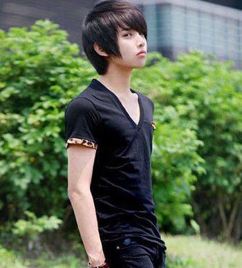 <em>长形脸</em>的<em>男生</em>应该留什么<em>发型</em> <em>男人</em>什么<em>发型</em>适