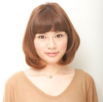 三角形脸齐肩短发怎么扎马尾 正三角脸怎样扎