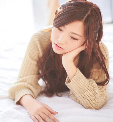 披头发的两边编辫子发型 韩国编辫子发型