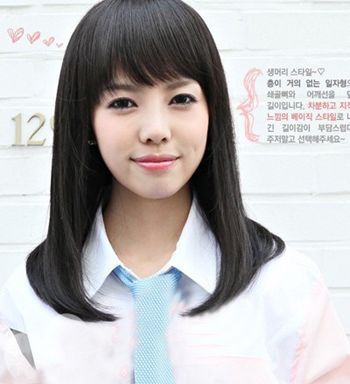 <em>40岁</em>女人2015最流行的梨花头 <em>中长直发</em>梨花头