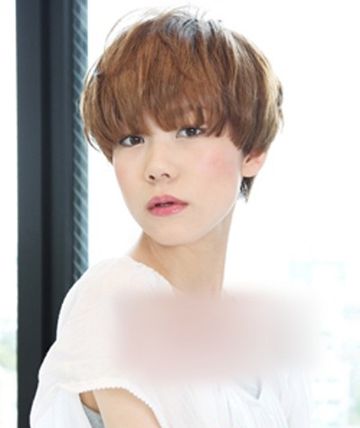 头发少又细的女生适合烫什么发型 头发少适合烫啥发型