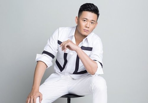 头型大的男生一般都理什么样的发型 适合男生的发型也有显头小能力