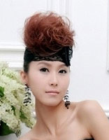 <em>发型师服装</em>搭配_发型师姐