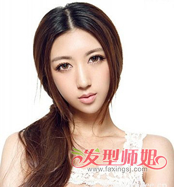 心形脸适合的中分直发 心形脸中分染什么颜色好看