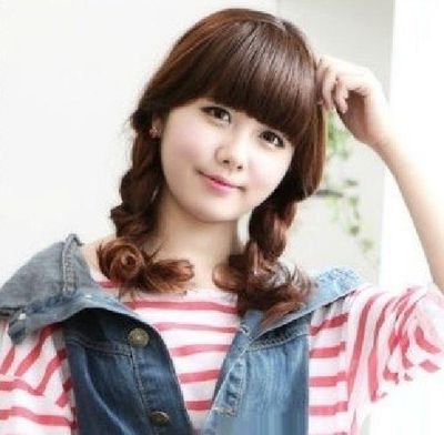 两侧麻花辫编发发型 两侧编麻花辫时尚发型图片(3)