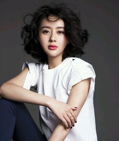 长胖脸适合什么短发发型图片 圆胖脸女生适合短发发型(2)