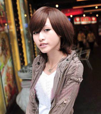 长脸剪短发应剪什么发型 女生长脸短发发型图片(3)