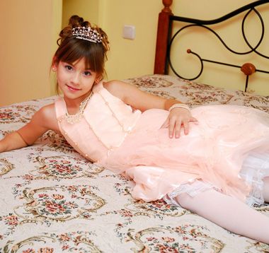 流行美儿童最新扎发发型 适合儿童扎的发型(2)