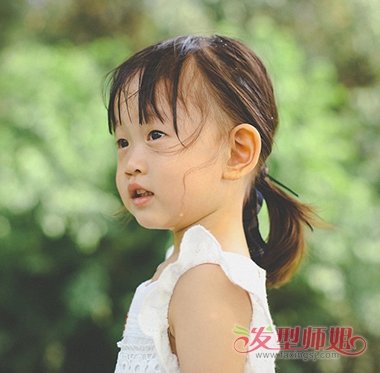 短头发怎么梳小辫 宝宝头发短怎样梳小辫过程(4)