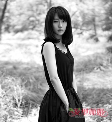 百合短发造型帅气又优雅(4) 2016-11-27来源:发型师姐编辑:aainforest