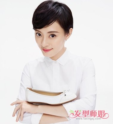 aainforest 分享到  孙俪很少将短发打理的这么规矩,以波波头短 直发